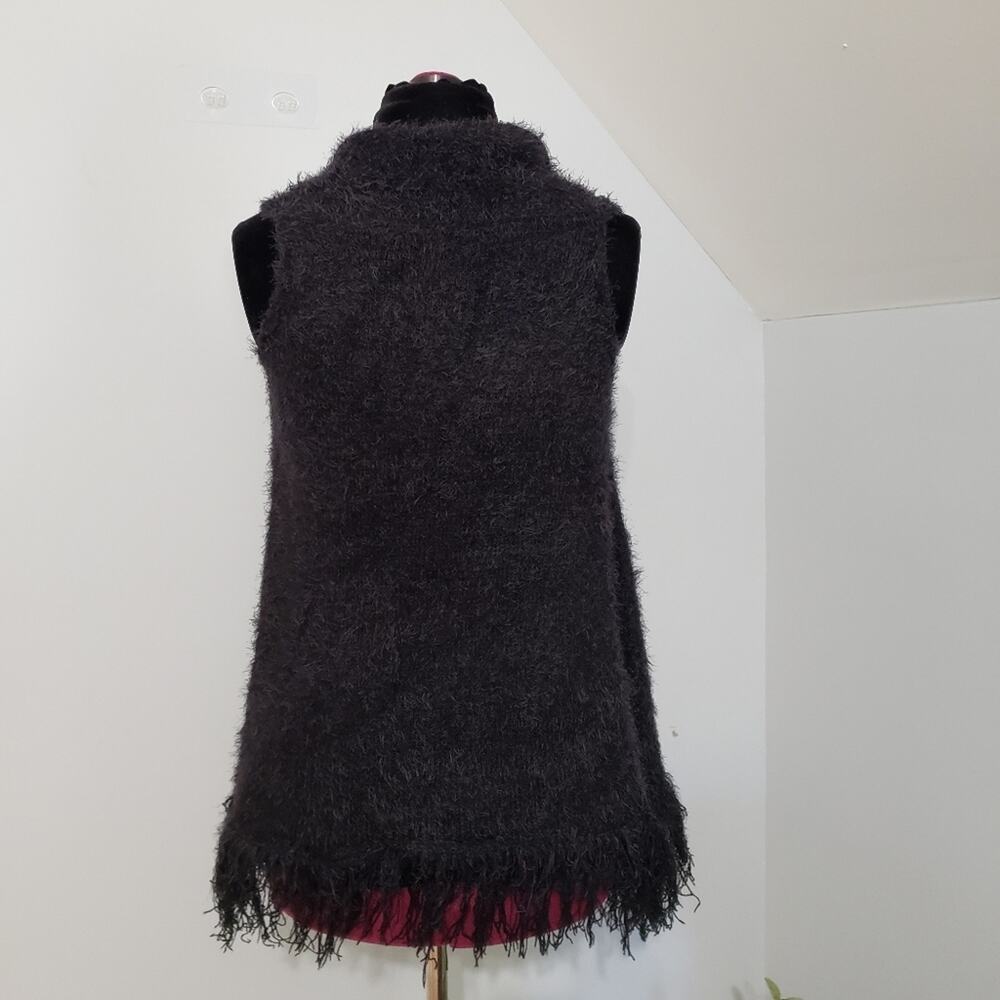 Donna Diosa Black Sleeveless Eyelash Fringe Vest Small Goth Grunge Witchy Chic - Picture 4 of 10
